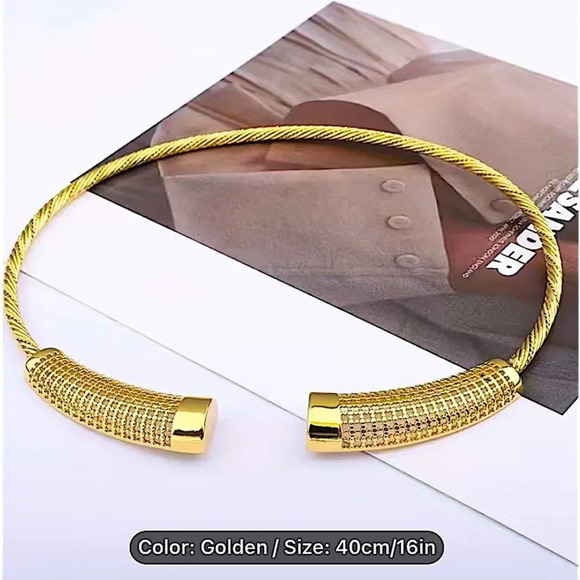 Gold Plated Geometric Necklace Earrings Set - Picture 7 of 8